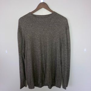 Axist Sweater